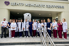 В преддверии Дня медицинского работника в Центре женского здоровья «Теплый Стан» прошла трогательная социально-значимая акция «Стихи в подарок»