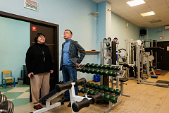 Проверка досугового центра «Атлант»: глава управы и руководитель СП на месте оценили состояние кровли